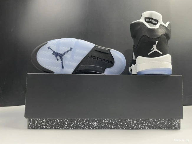 Jordan CT4838-011 “Oreo” 5 Air 1029